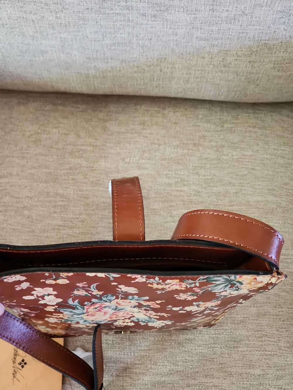 NWT PATRICUA NASH VENEZIA VINTAGE BOTANICAL CROSS BODY BAG - Picture 6 of 11